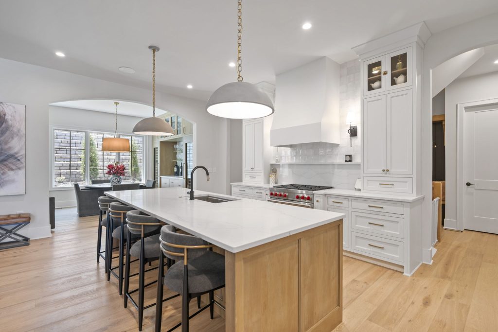 5805 Hickory kitchen