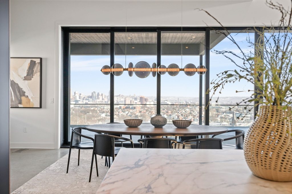 1152 Bellavista Drive dining