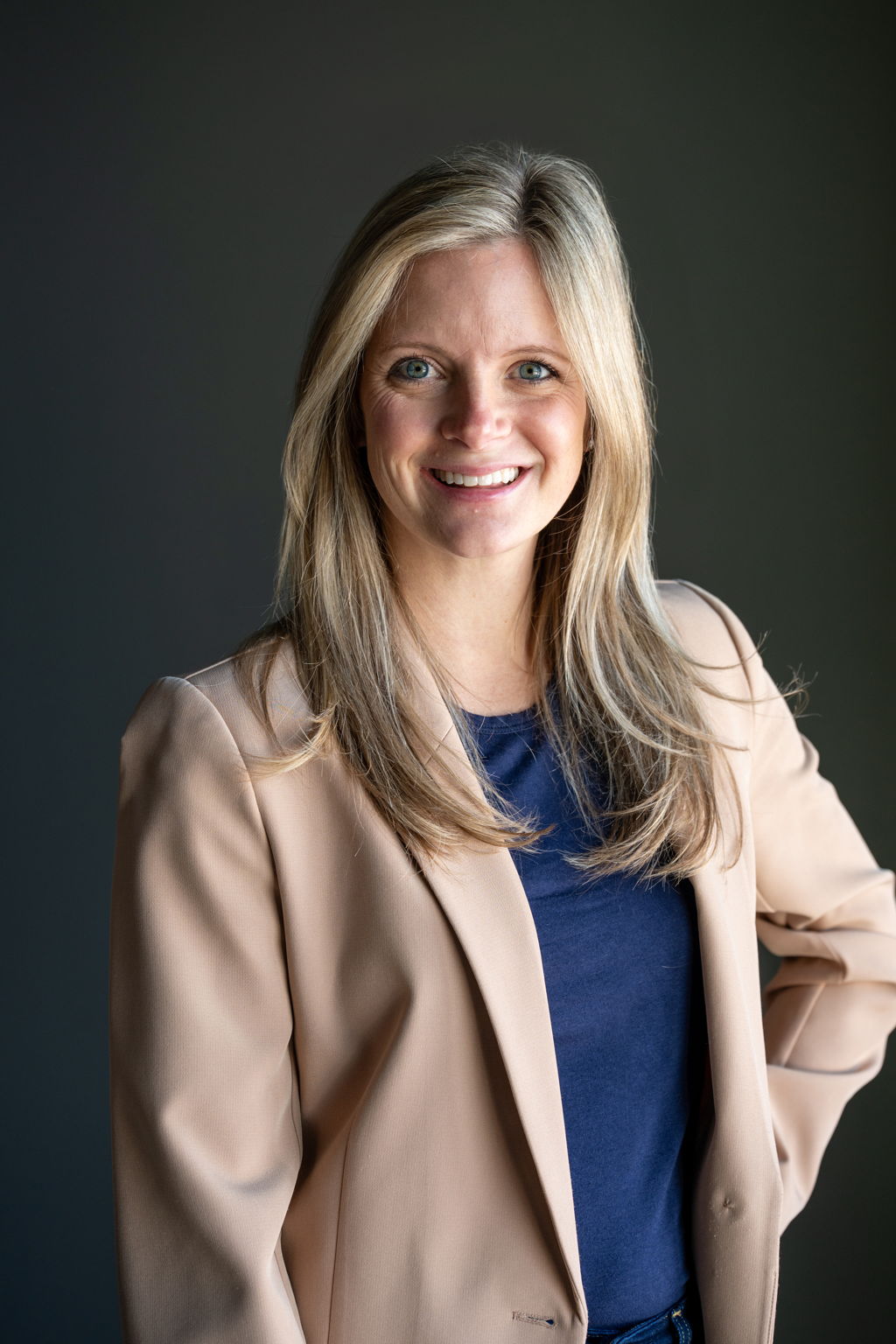 Sara bailin headshot